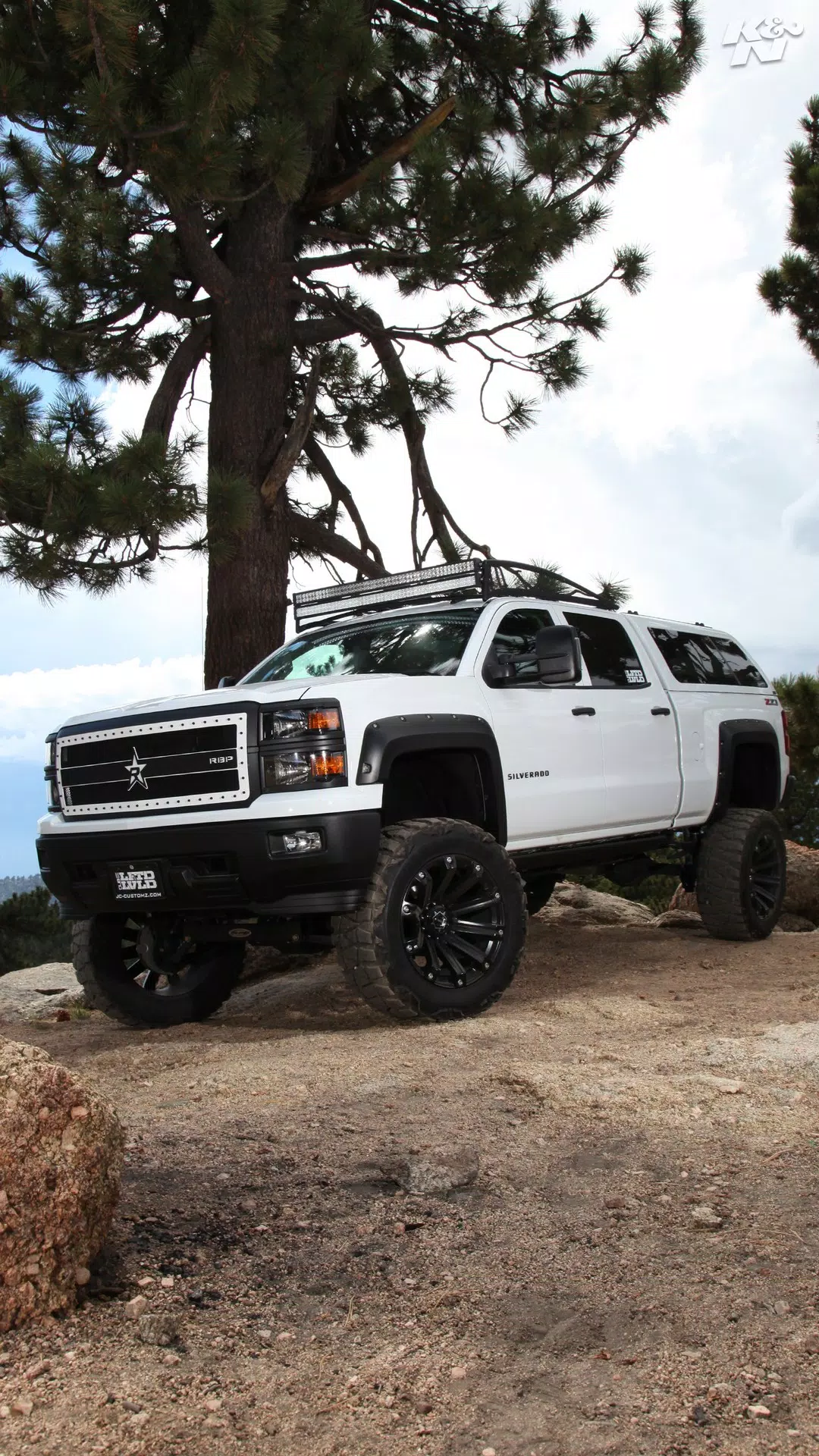 Chevrolet Silverado Wallpapers