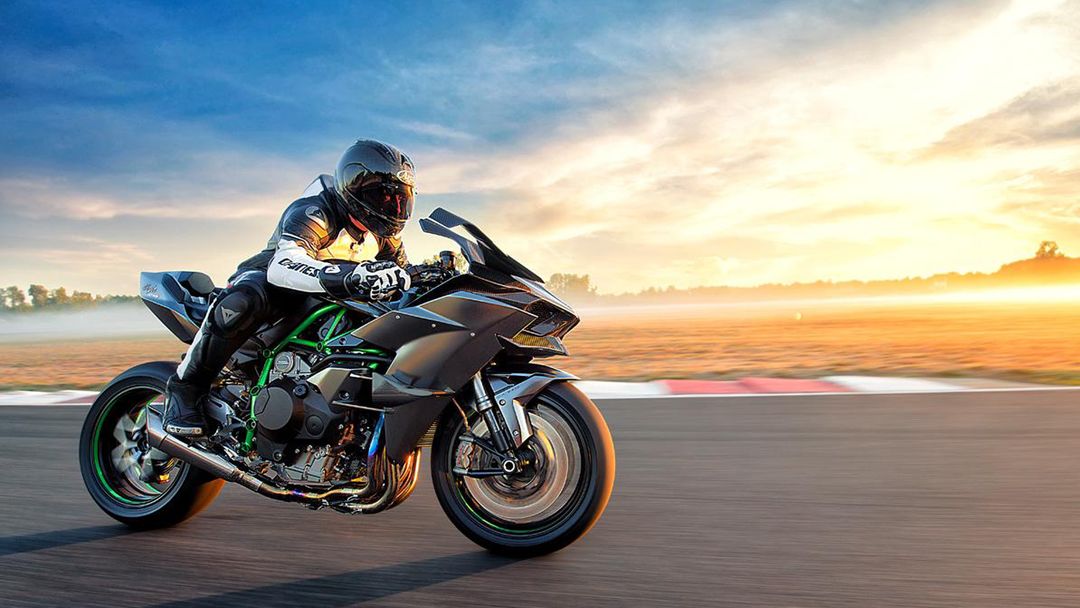 Kawasaki Ninja H2R Games 2024 APK